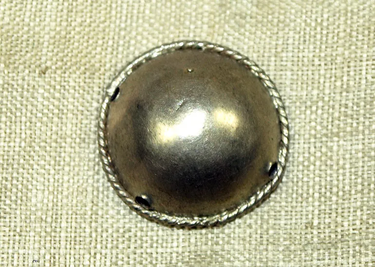 Vintage Thai Silver Clothing Decal, 18mm